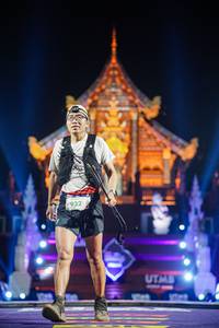 BIB: 9221
                            <button type="button" onclick="openModal(22644371)" class="btn btn-primary btn-sm float-right btn-popup" data-toggle="modal" data-target=".modal-high-quality">
                        <i class="fas fa-shopping-cart"></i> Add to Cart
                    </button>
                                            <button type="button" onclick="isThisMe(22644371, true)" class="btn btn-success btn-sm float-right btn-popup btn-isme hidden" data-toggle="tooltip" data-placement="bottom" title="นี่คือรูปของคุณใช่ไหม คลิกที่นี่เพื่อเอาเข้าอัลบั้ม">
                        <i class="fas fa-plus"></i> Add to album
                    </button>
                    <button type="button" onclick="isThisMe(22644371, false)" class="btn btn-warning btn-sm float-right btn-popup btn-isnotme hidden">
                        <i class="fas fa-ban"></i> Remove from album
                    </button>